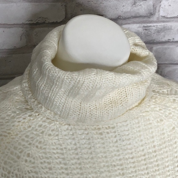 Planet Gold cream cable sweater, NWT, XS - Picture 4 of 6